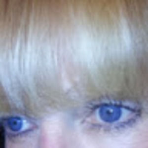 Meet your Posher, Dee